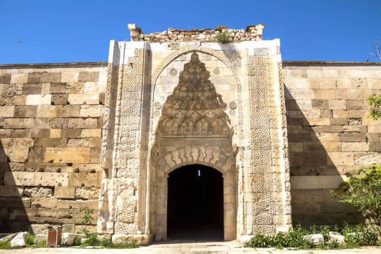 阿拉丁山和阿拉丁清真寺 – Alaaddin Tepesi ve Alaaddin Cami