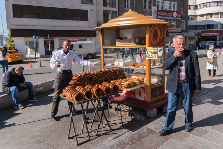 安卡拉芝麻面包圈 – Ankara Simit