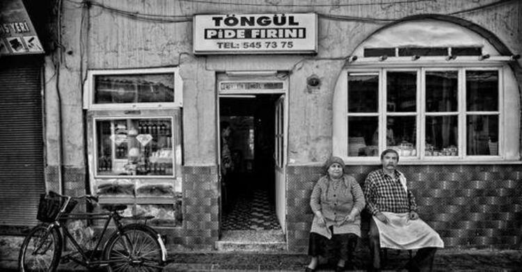 彤古尔土耳其披萨饼店 – Tarihi Töngül Pide Fırını