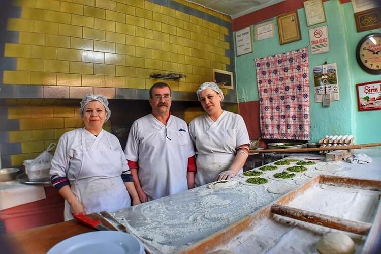 彤古尔土耳其披萨饼店 – Tarihi Töngül Pide Fırını
