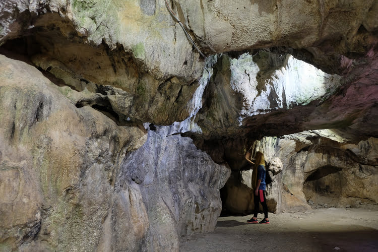 艾莎博科夫洞穴 – Eshab-ı Kehf Mağarası