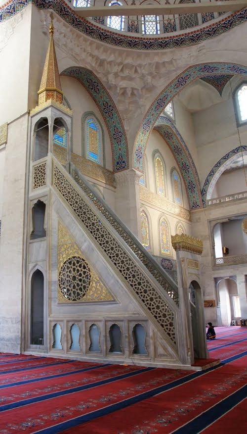 科贾泰湃清真寺 – Kocatepe Cami