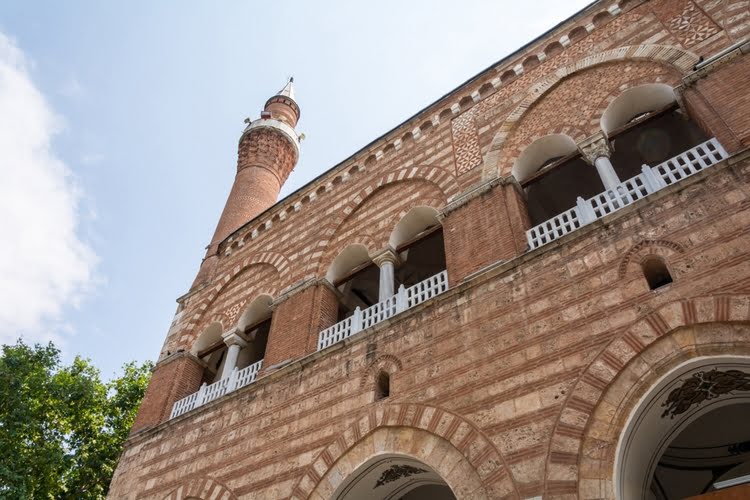 胡达温蒂格尔清真寺 – Hüdavendigar Camii