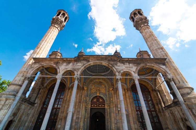 阿兹兹耶清真寺 – Aziziye Cami