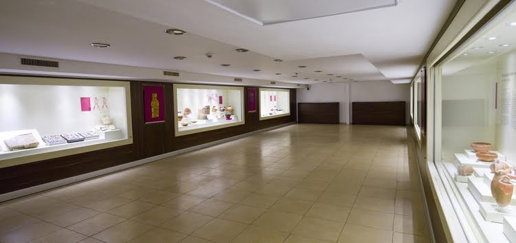 阿拉加胡域克博物馆 – Alacahöyük Müzesi