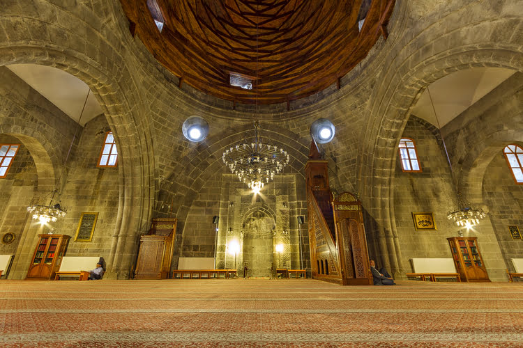 埃尔祖鲁姆大清真寺 – Erzurum Ulu Cami