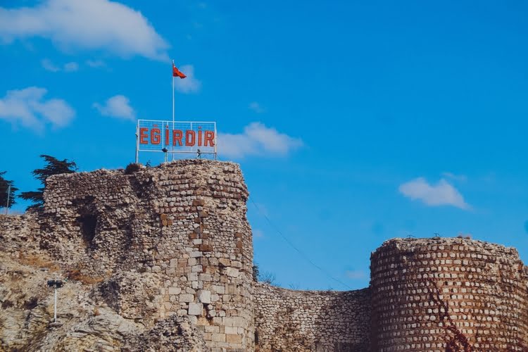 埃尔迪尔城堡 – Eğirdir Kalesi