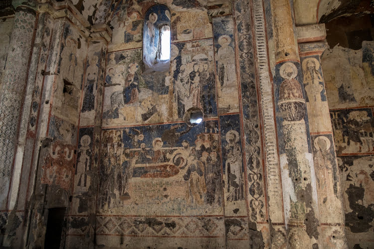 提格兰·霍宁茨教堂 – Tigran Honents (Resimli) Kilisesi
