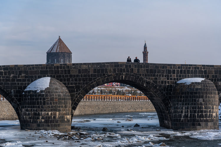 石桥 – Kars Taş Köprü