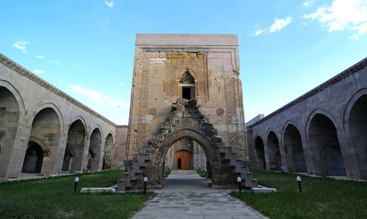 苏丹哈尼商队客栈 – Sultanhanı Kervansarayı Bünyan
