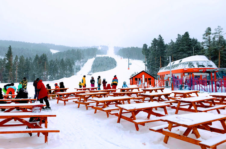 萨勒卡米什滑雪中心 – Sarıkamış Kayak Merkezi