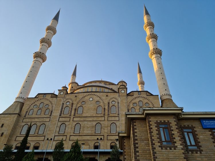 阿卜杜勒哈米丹清真寺 – Abdülhamithan Cami