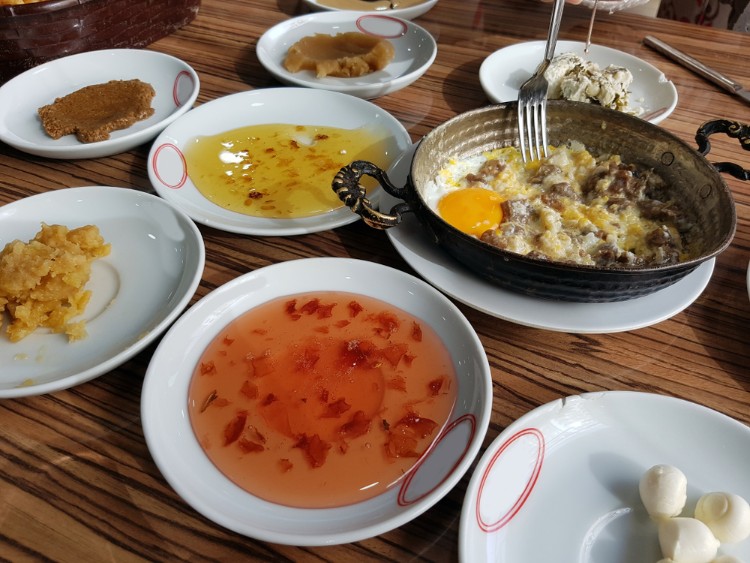 凡城早餐 – Van Kahvaltısı