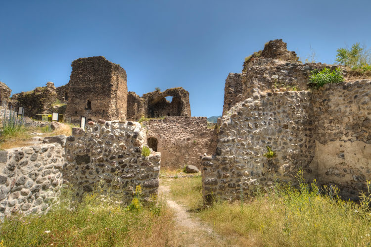 萨特莱尔城堡（沙夫沙特城堡） – Satlel Kalesi (Şavşat Kalesi)