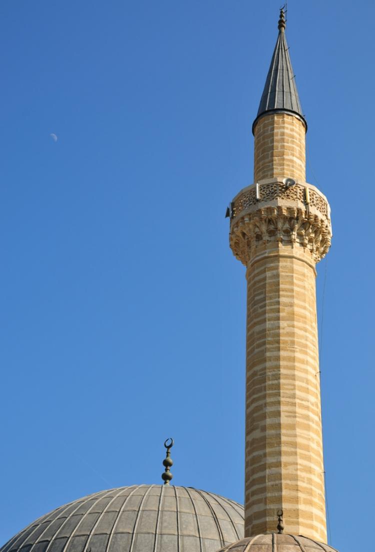鲁斯特姆帕莎清真寺和建筑群 – Rüstem Paşa Cami ve Külliyesi
