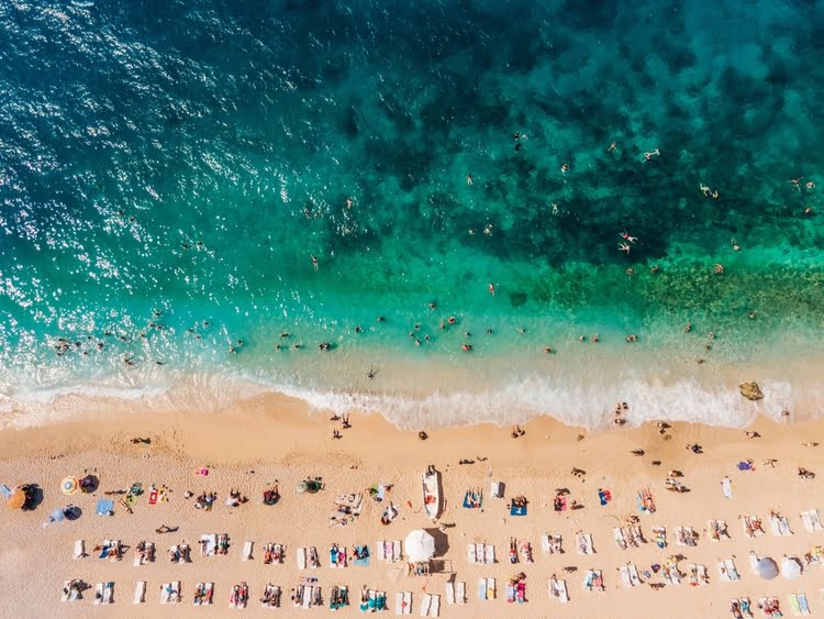 卡普塔斯海滩 – Kaputaş Plajı