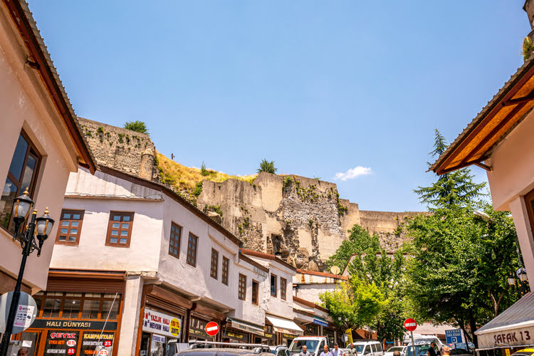 比特利斯历史城中心 – Bitlis Tarihî Şehir Merkezi