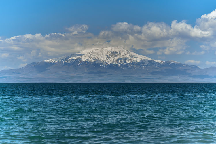 苏番火山 – Bitlis Süphan Dağı