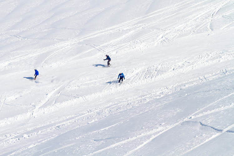 赫萨雷克滑雪场和滑翔伞 – Hesarek Kayak Merkezi ve Yamaç Paraşütü
