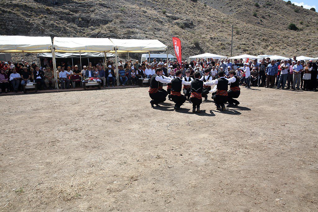 巴伊布尔特丰收节 – Bayburt Hasat Şenlikleri